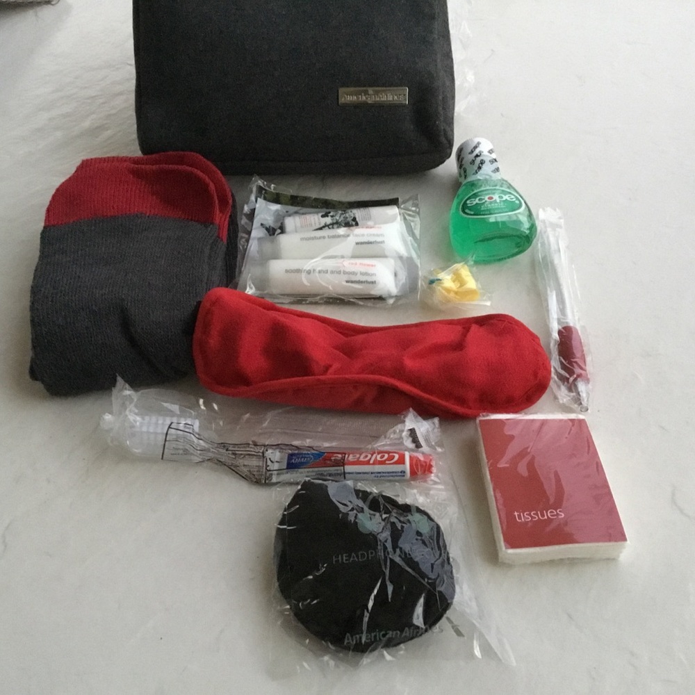 Airline Heritage First Class Int'l  Amenity Kit